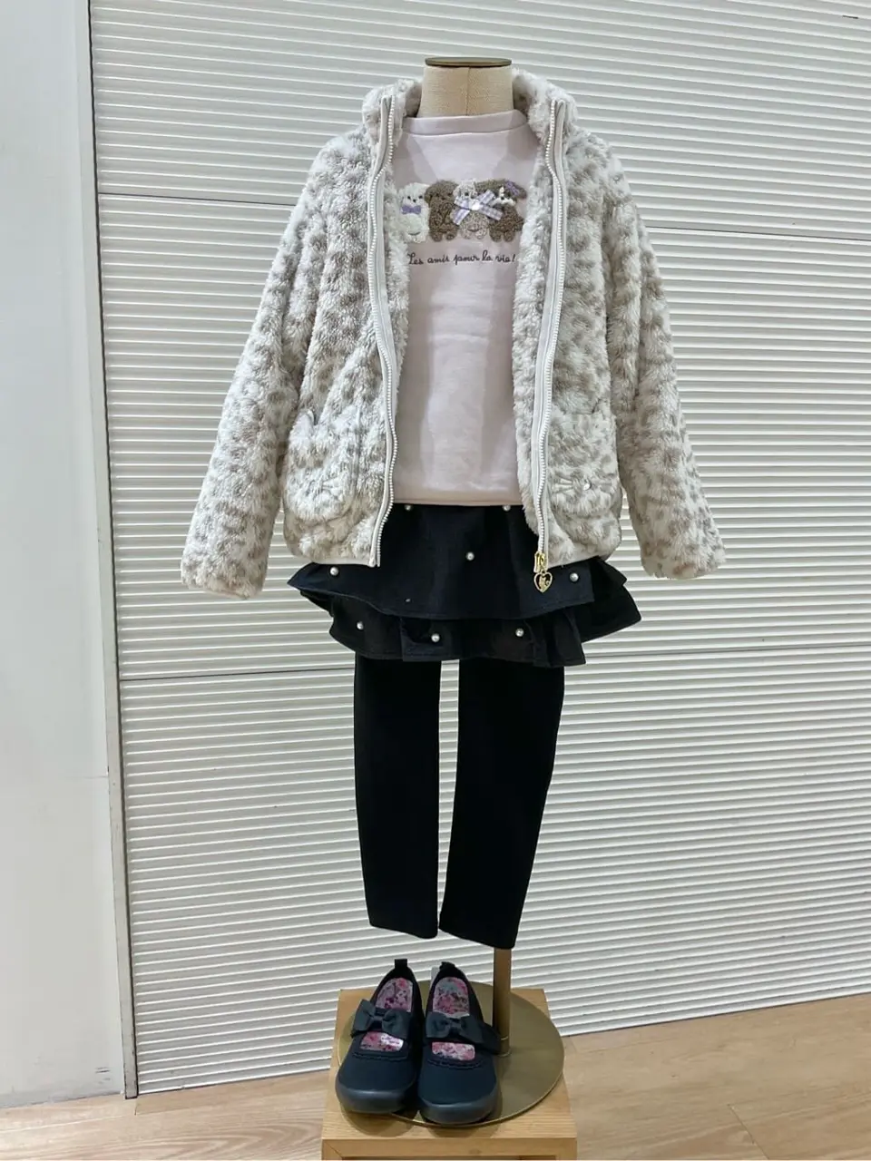 ANY Y コーディネート画像