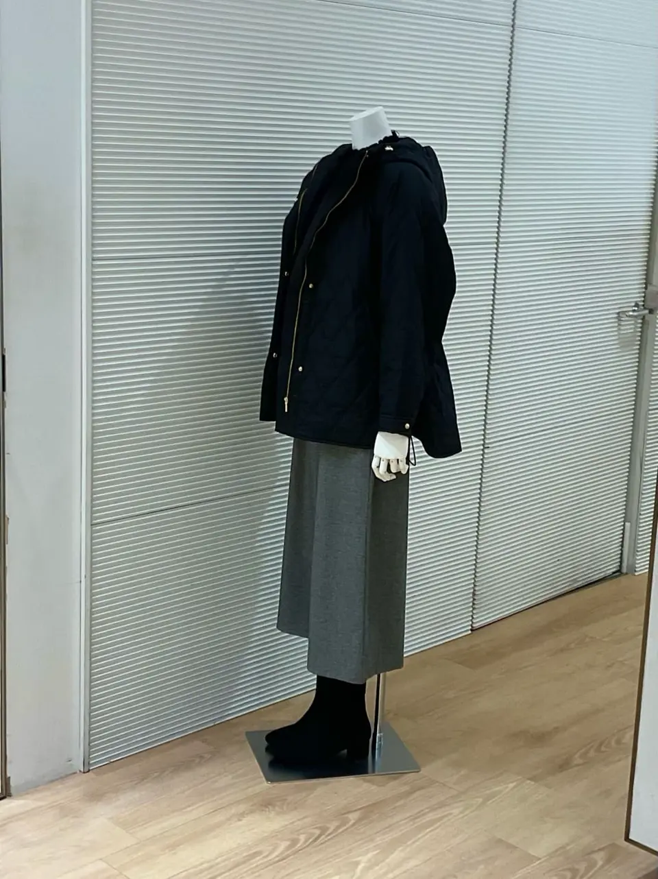 ANY こばやし コーディネート画像