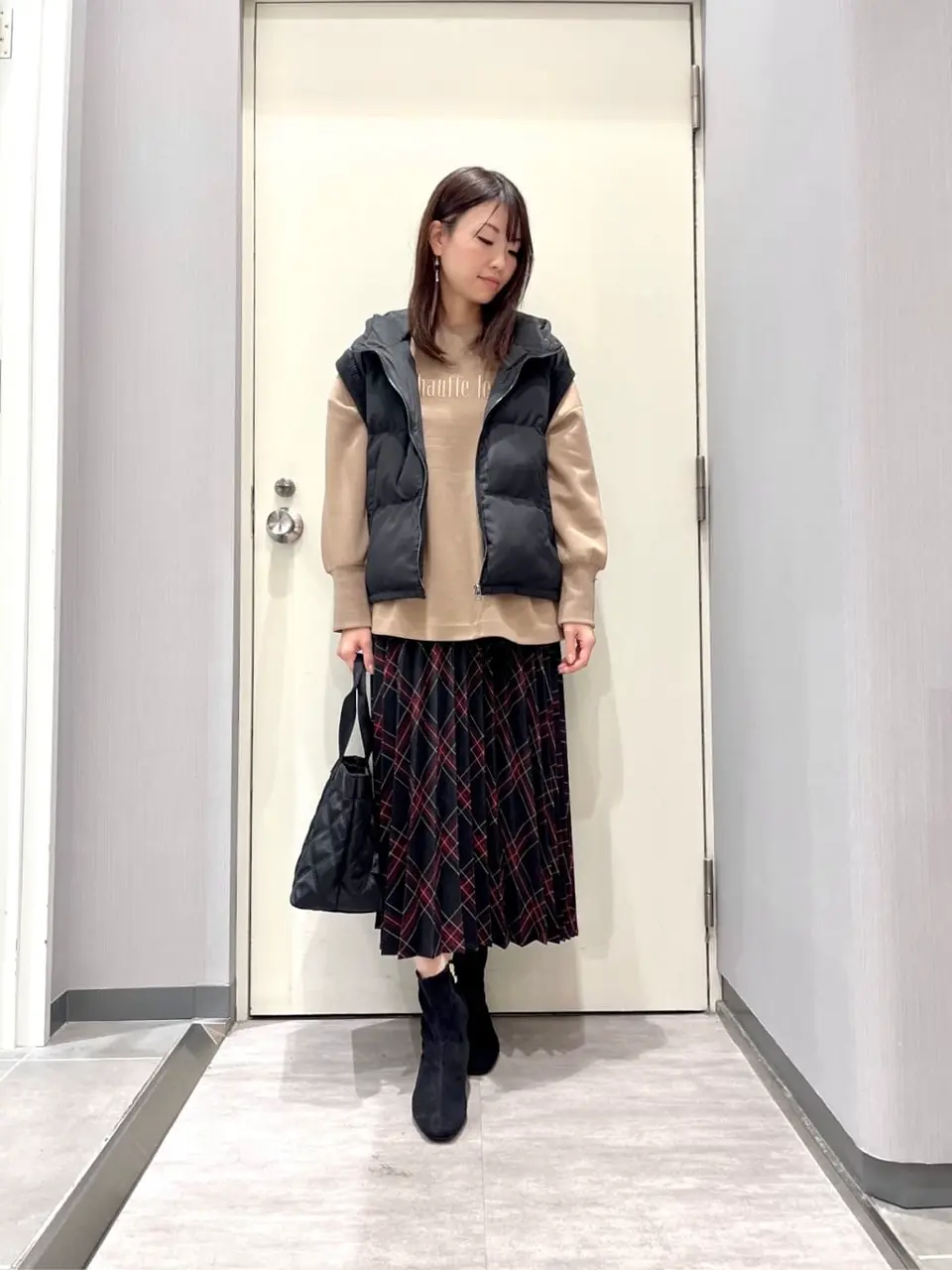 ANY 金井 コーディネート画像