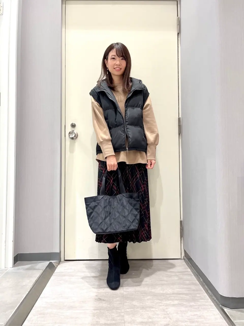 ANY 金井 コーディネート画像