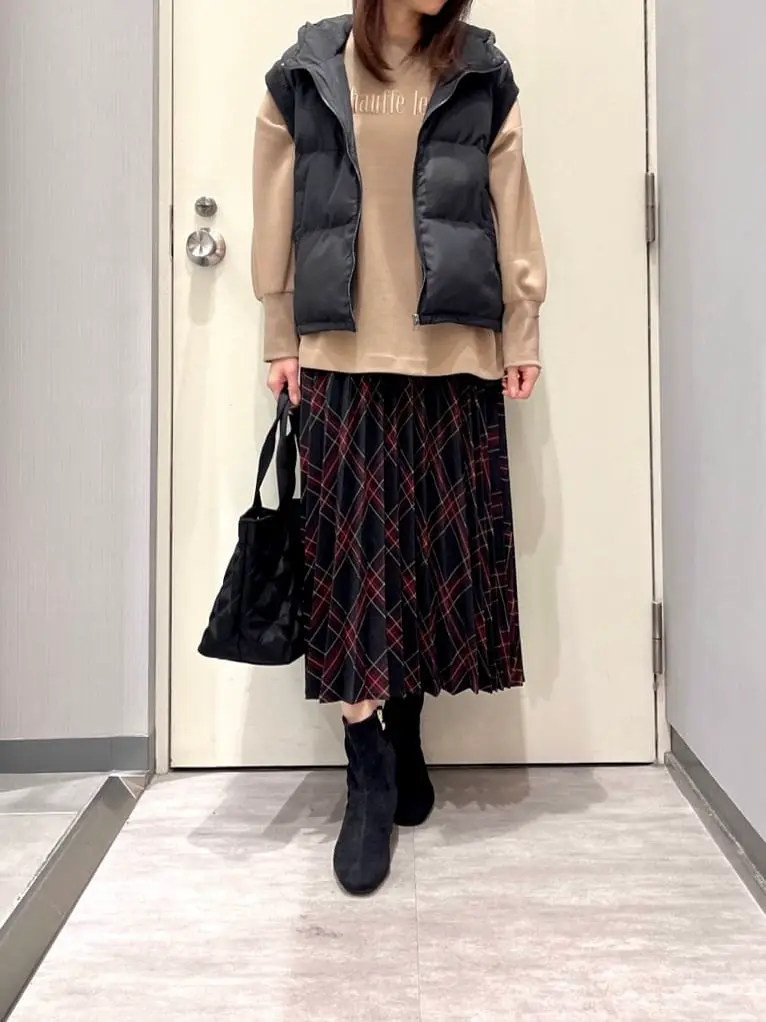 ANY 金井 コーディネート画像