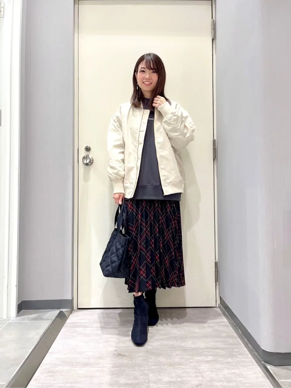 ANY 金井 コーディネート画像