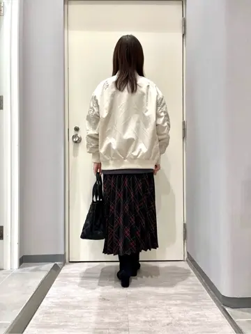 ANY 金井 コーディネート画像