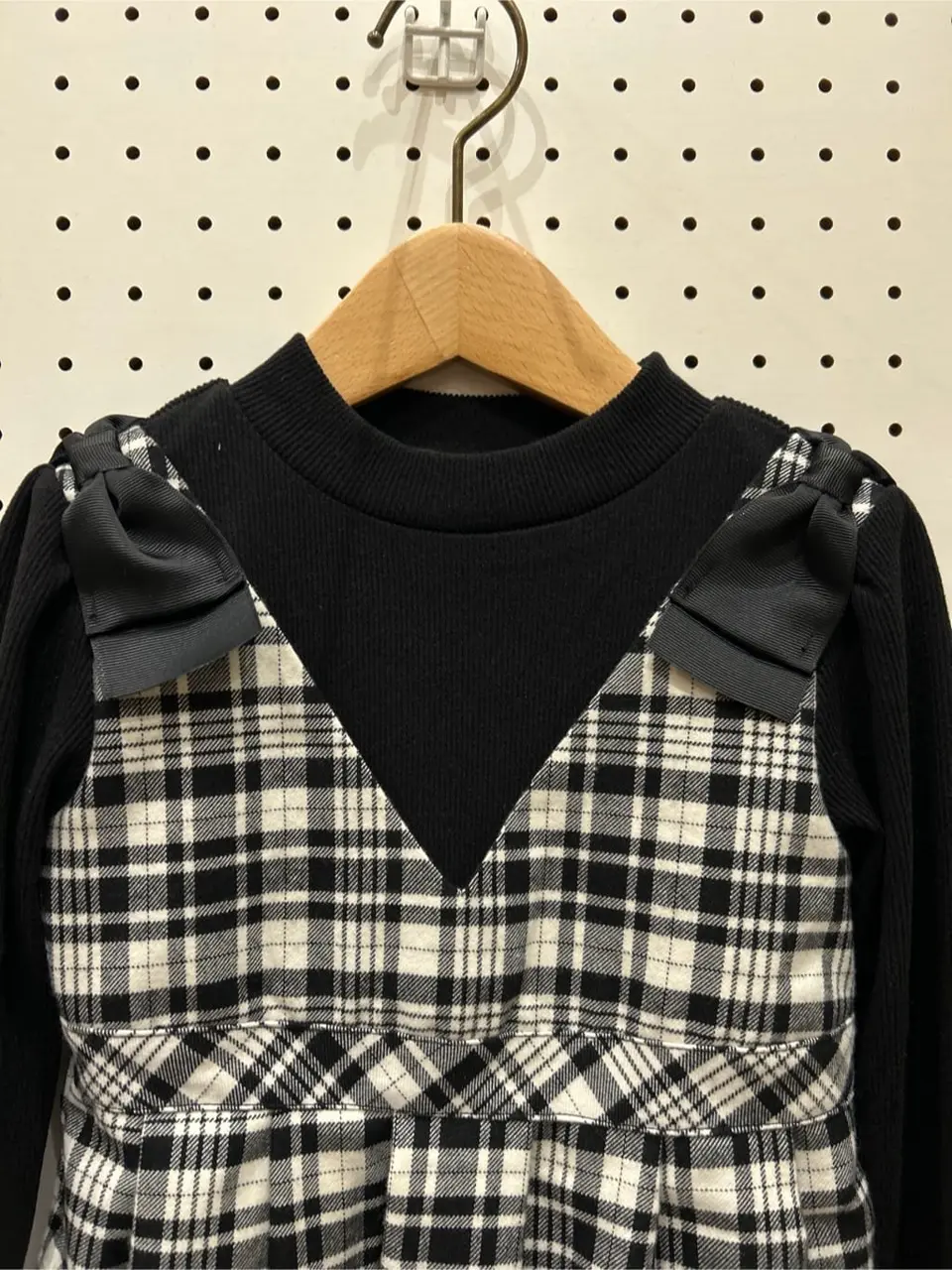 ANY 岡田 コーディネート画像