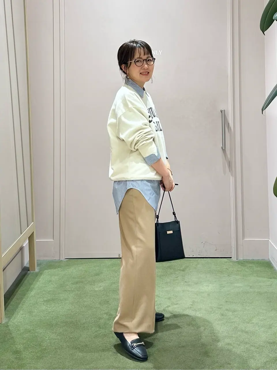 ANY フジコ コーディネート画像