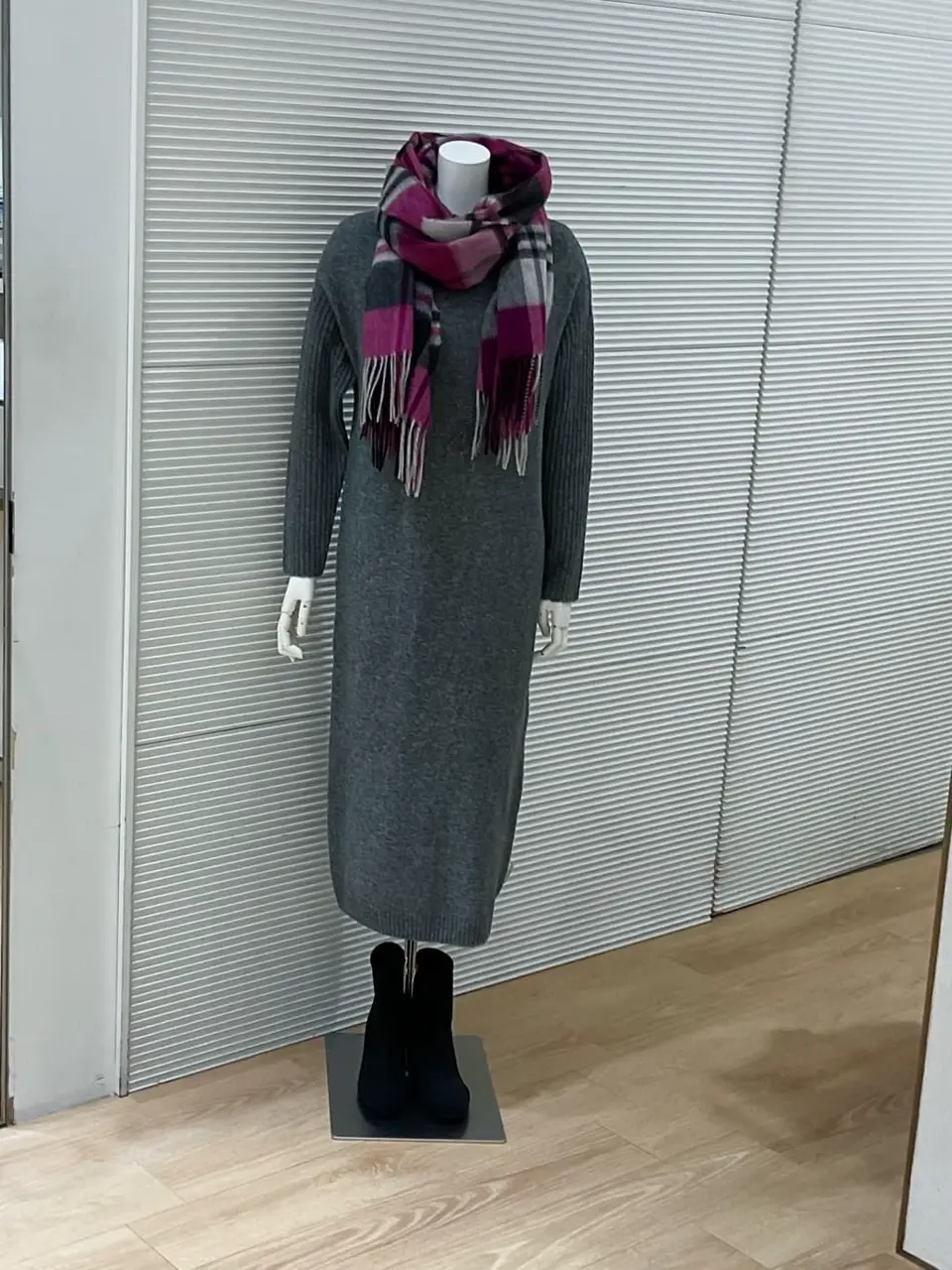 ANY こばやし コーディネート画像