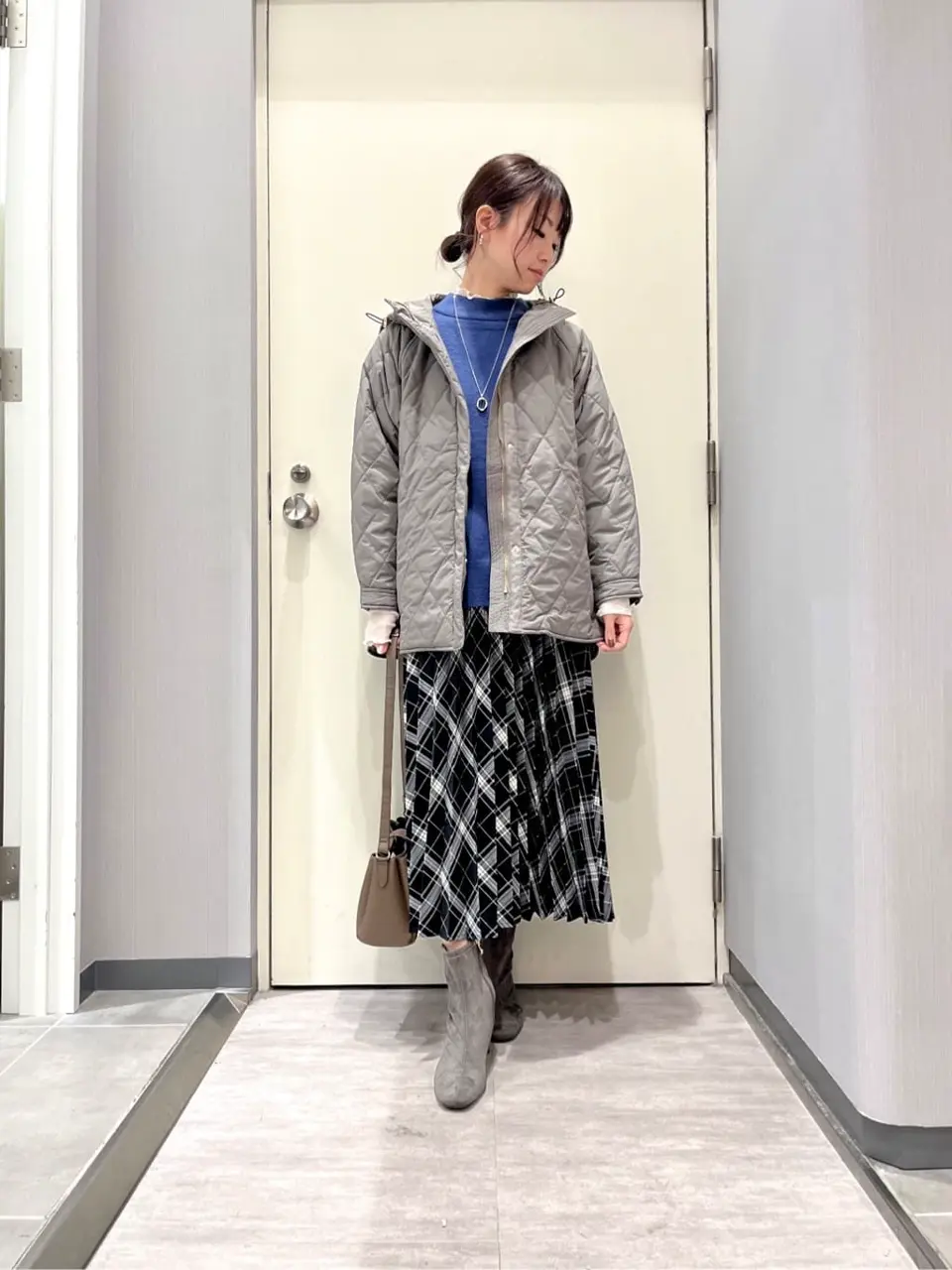 ANY 金井 コーディネート画像