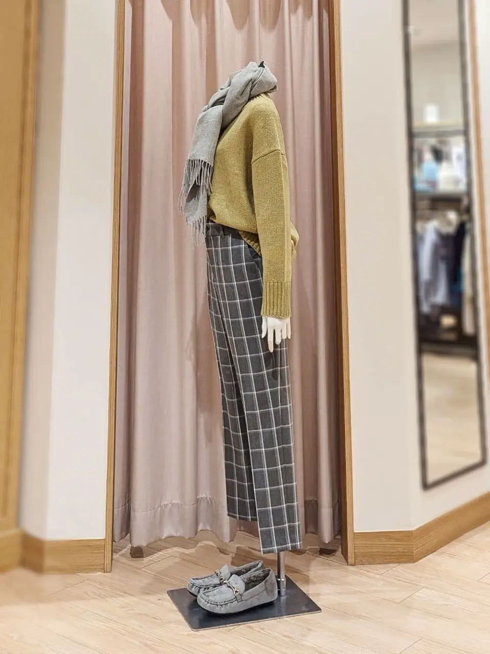 ANY 岩田 コーディネート画像