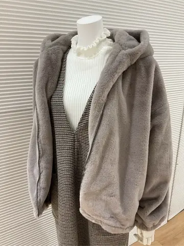 ANY こばやし コーディネート画像