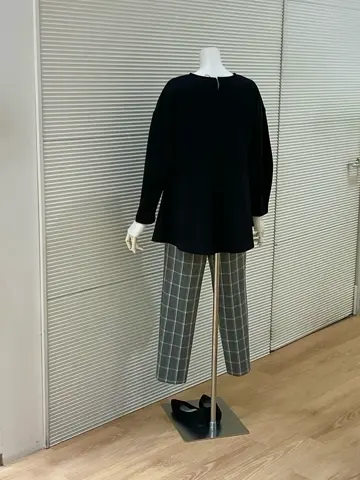 ANY こばやし コーディネート画像