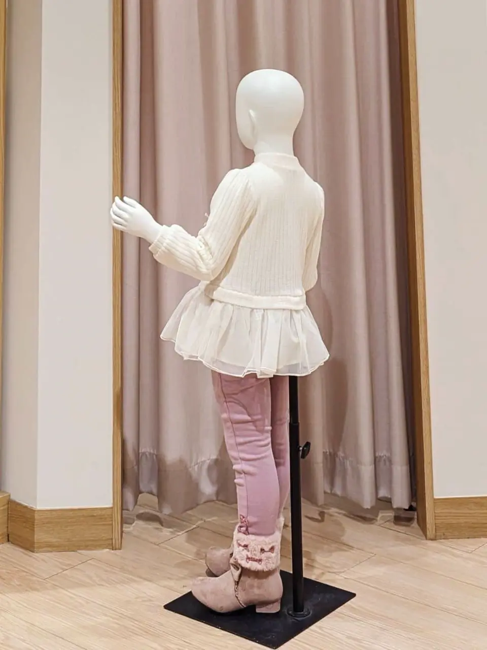 ANY 奥原 コーディネート画像