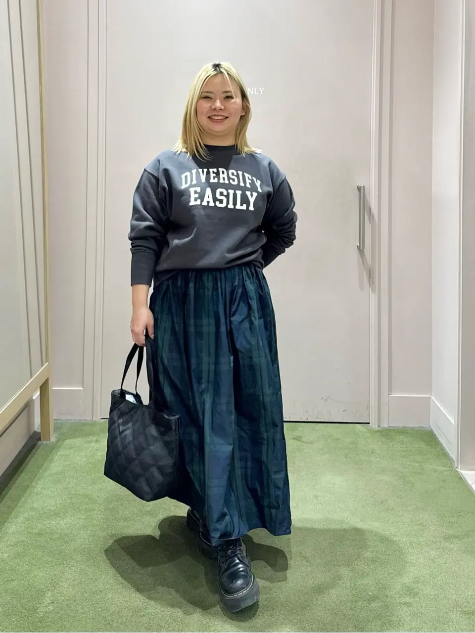 ANY M コーディネート画像