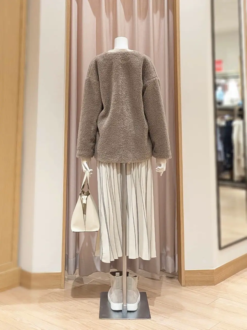 ANY 岩田 コーディネート画像