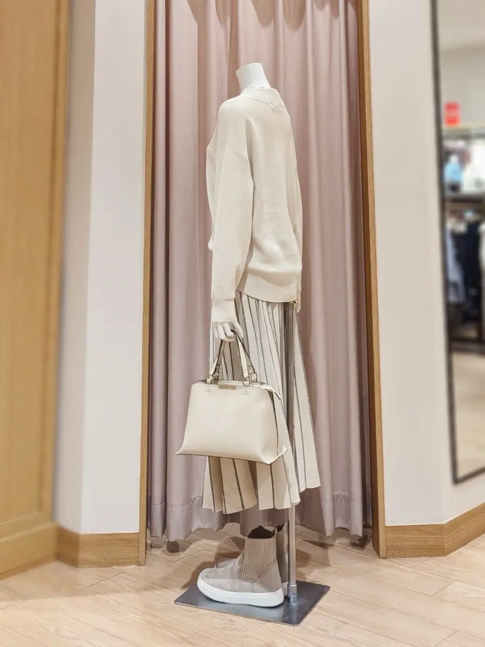 ANY 岩田 コーディネート画像