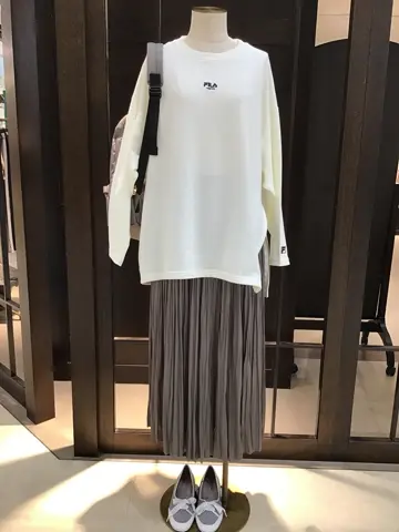 ANY 渡邊 コーディネート画像