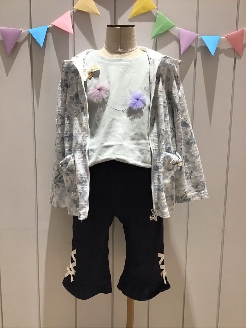 ANY スタッフ コーディネート画像