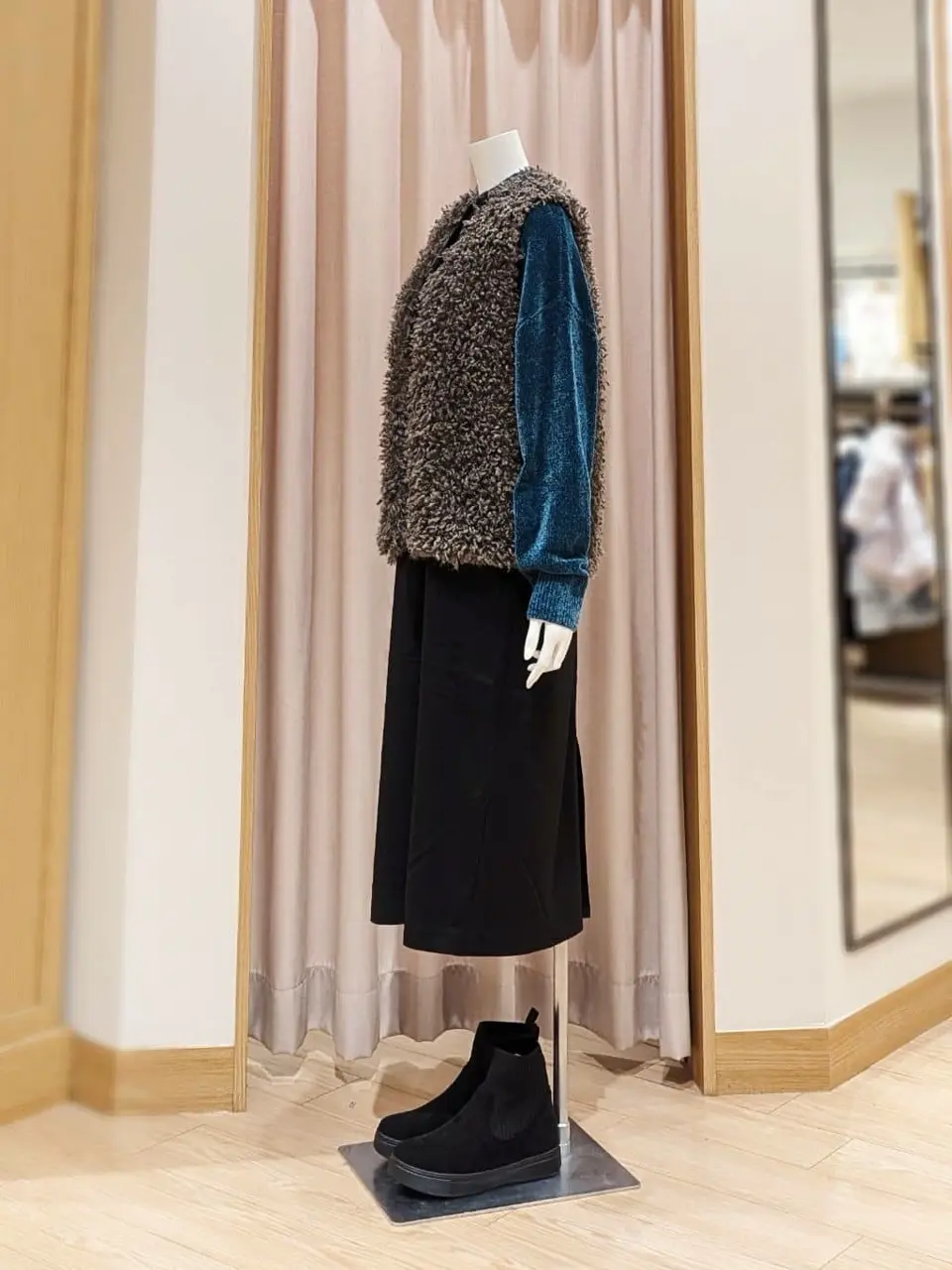 ANY 岩田 コーディネート画像