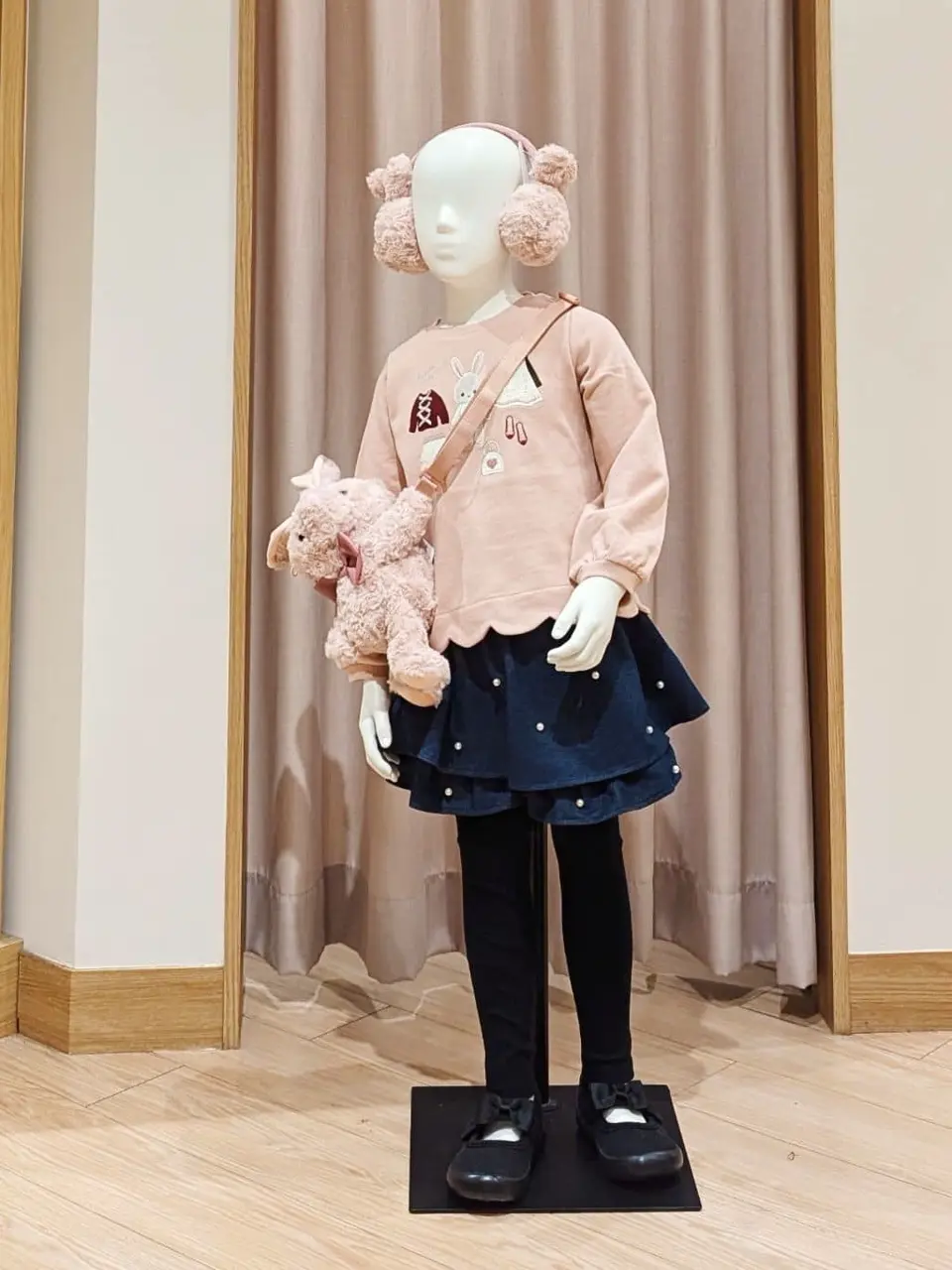 ANY 奥原 コーディネート画像