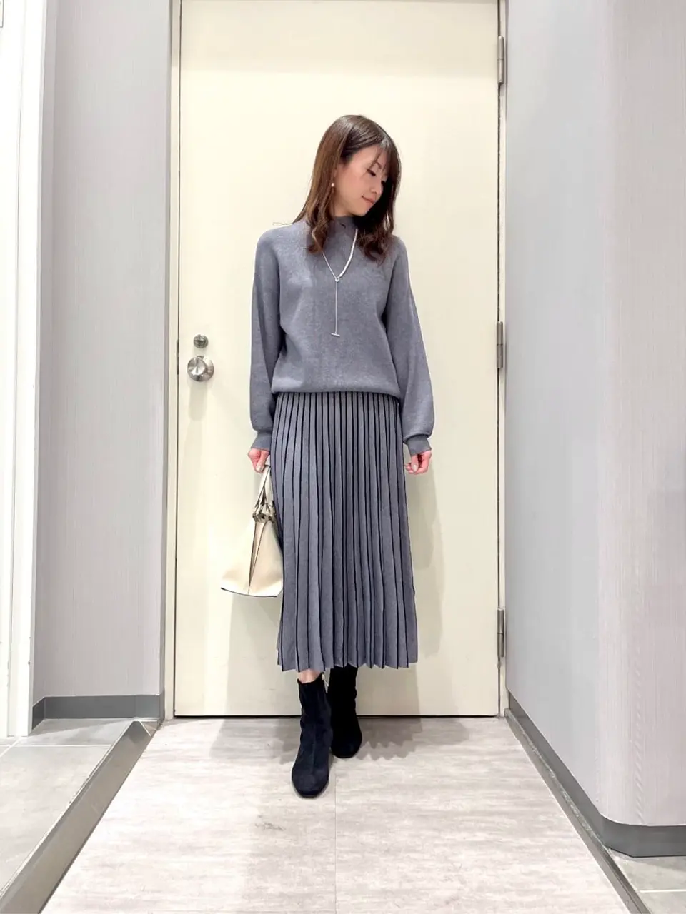 ANY 金井 コーディネート画像