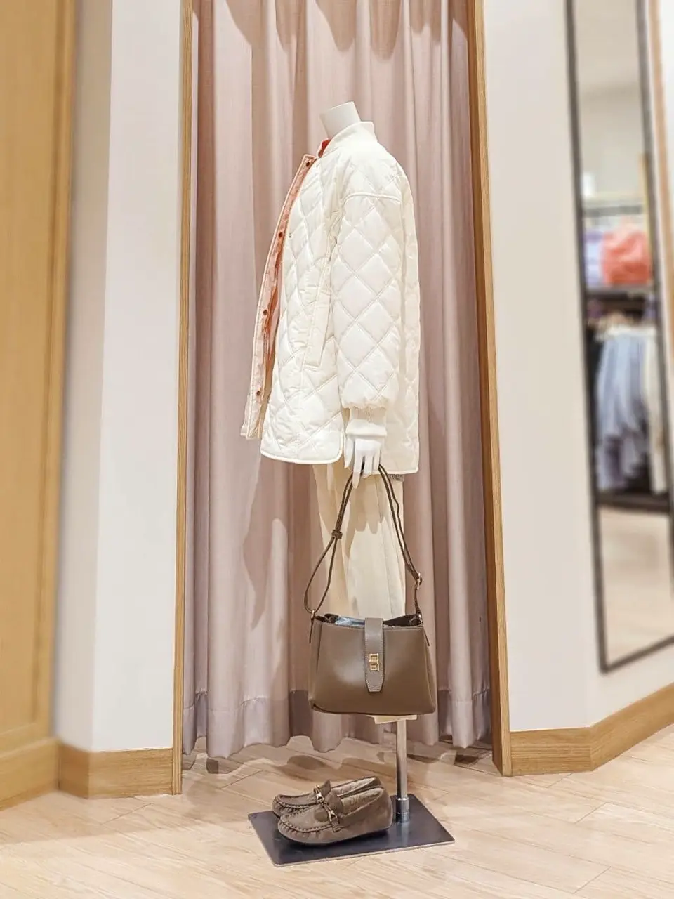 ANY 岩田 コーディネート画像