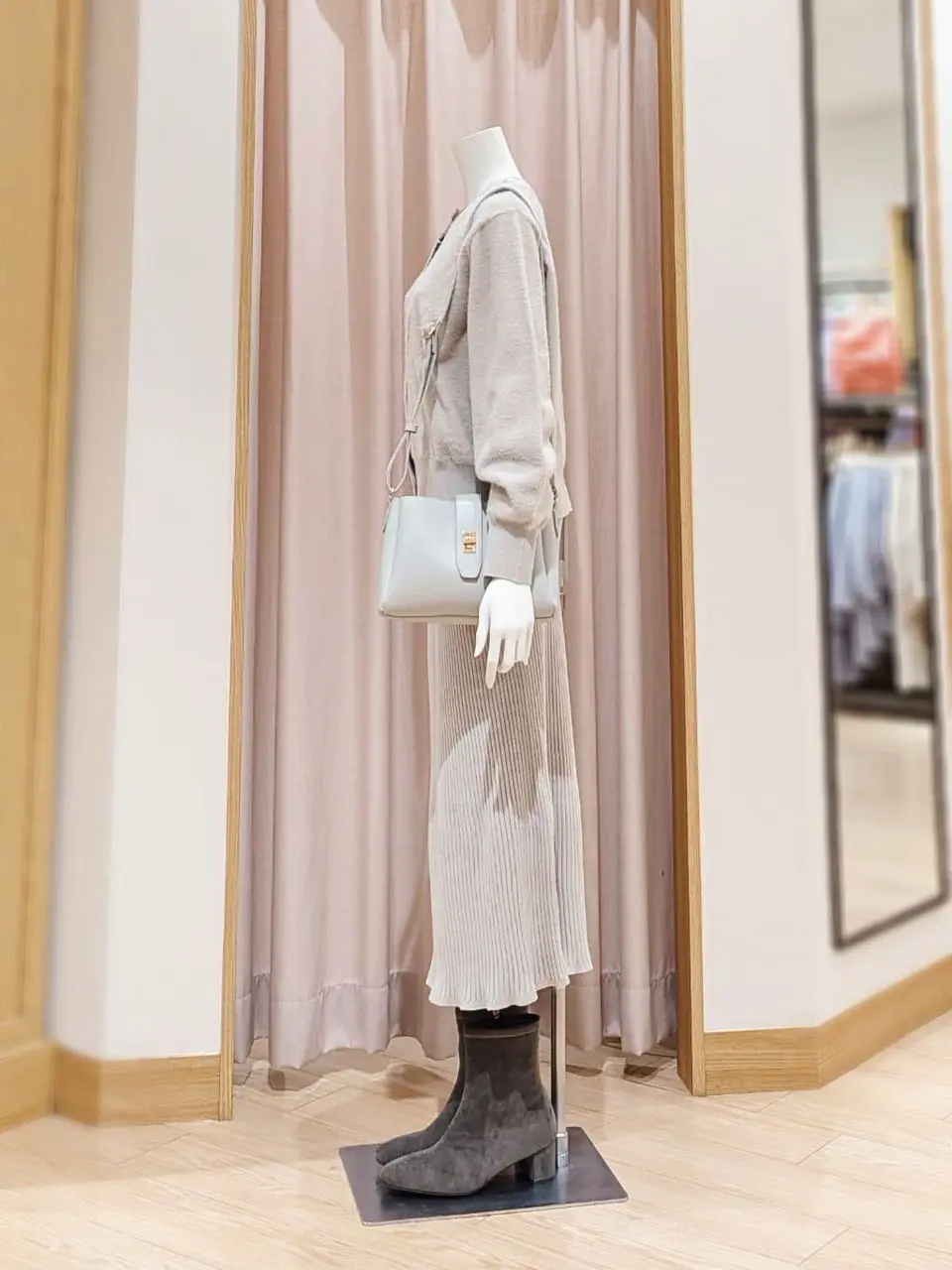 ANY 岩田 コーディネート画像