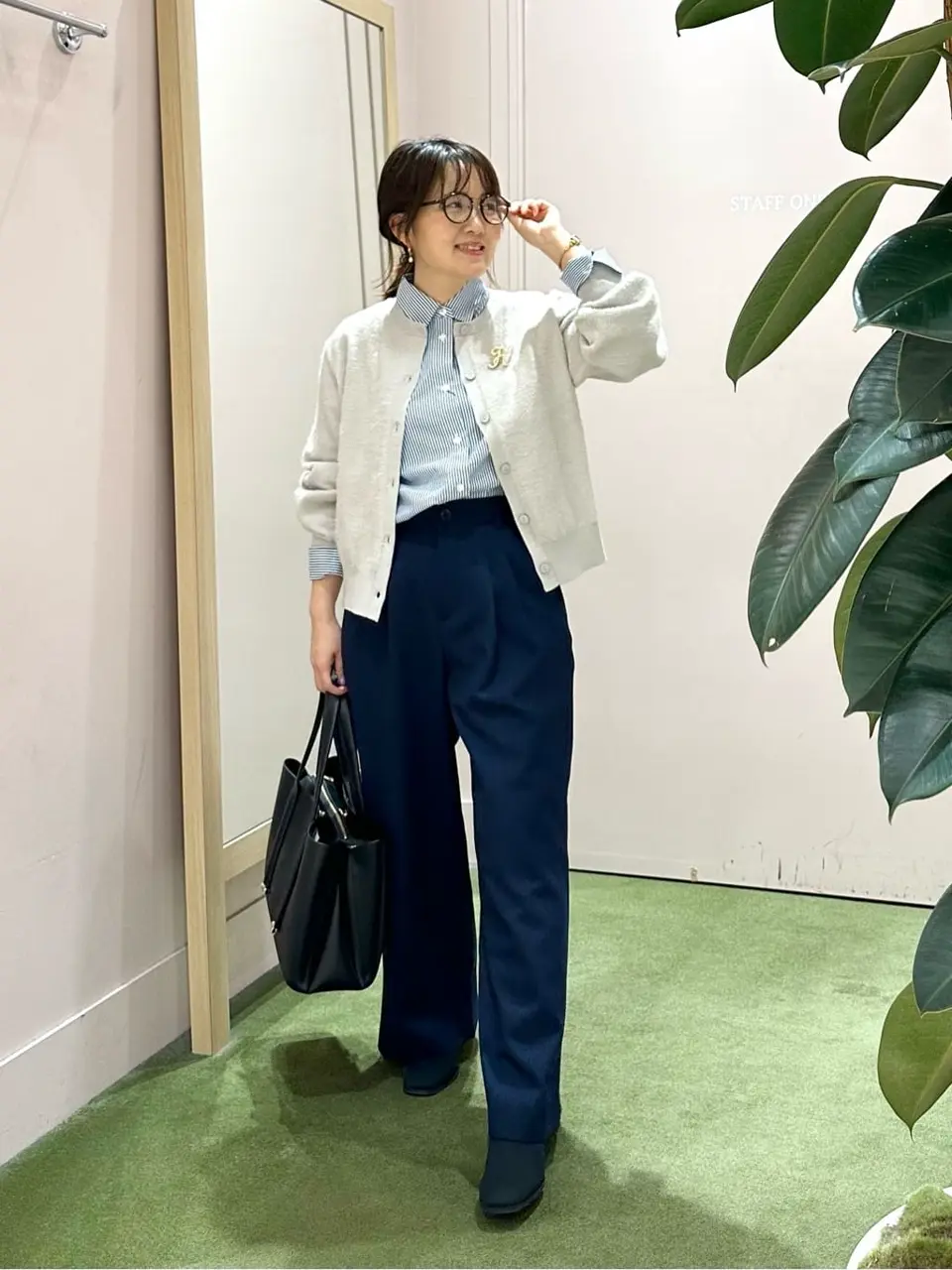 ANY フジコ コーディネート画像