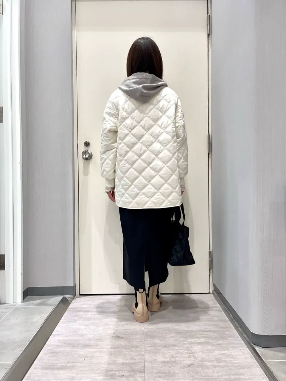 ANY 金井 コーディネート画像