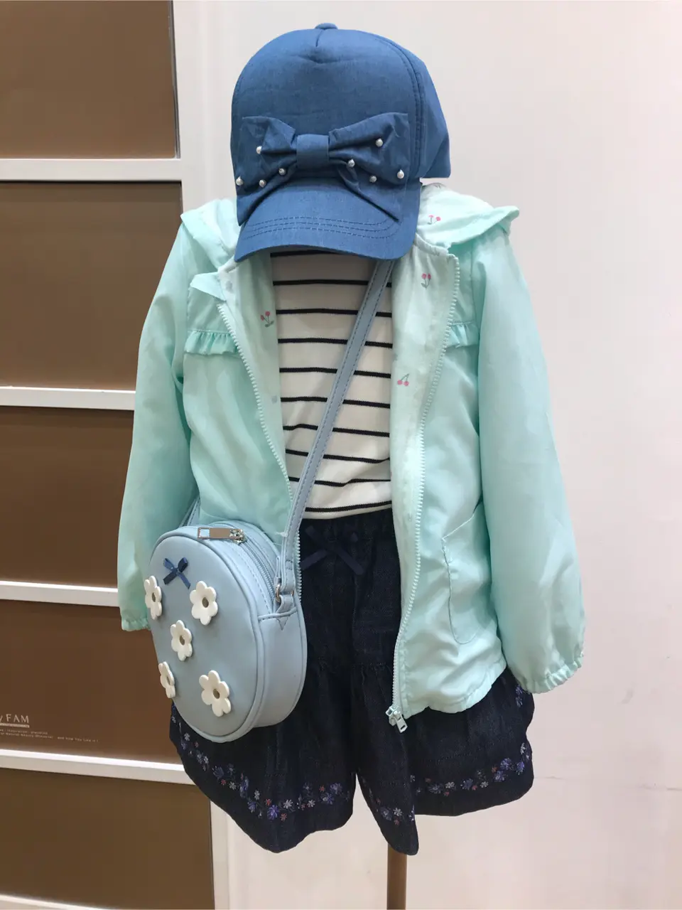 ANY 山口 コーディネート画像