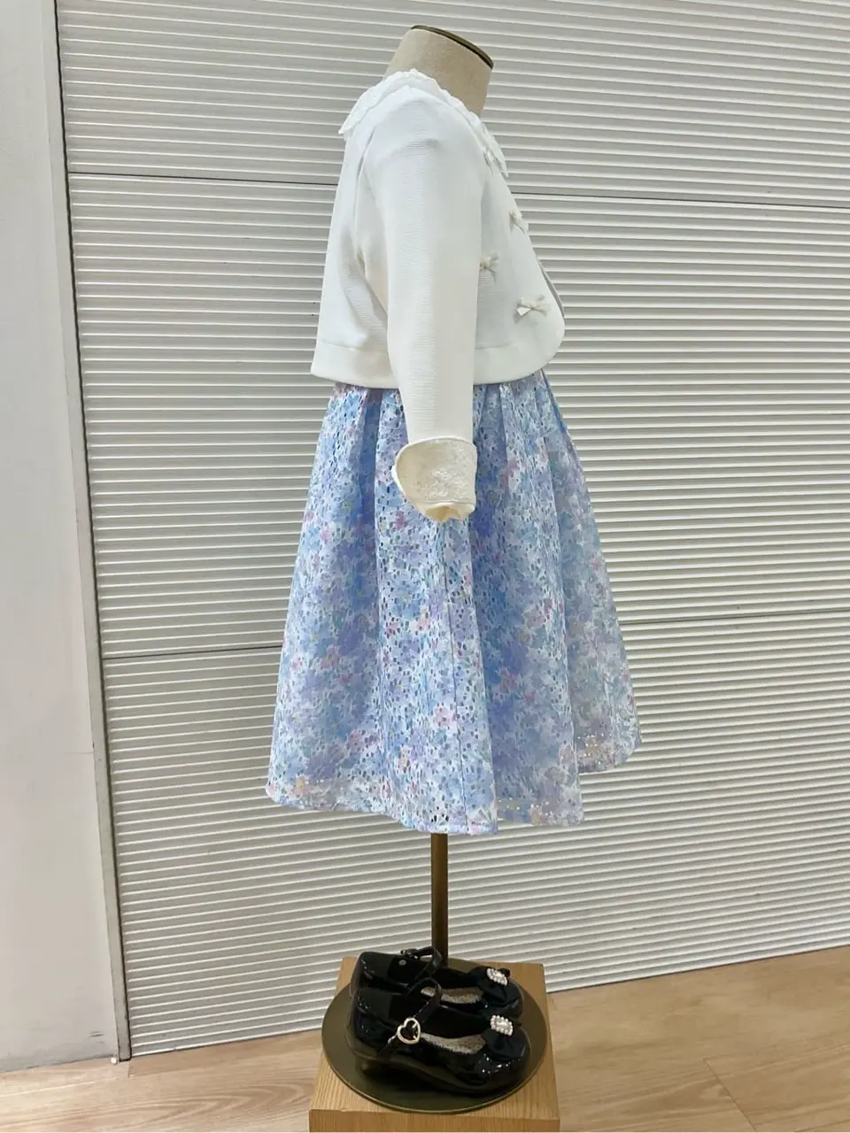 ANY Y コーディネート画像