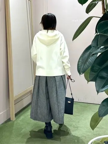 ANY フジコ コーディネート画像