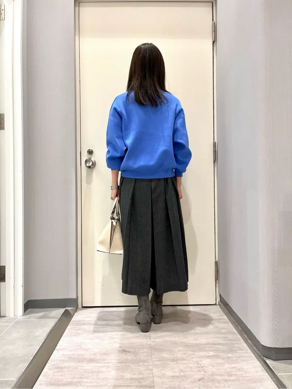 ANY 金井 コーディネート画像