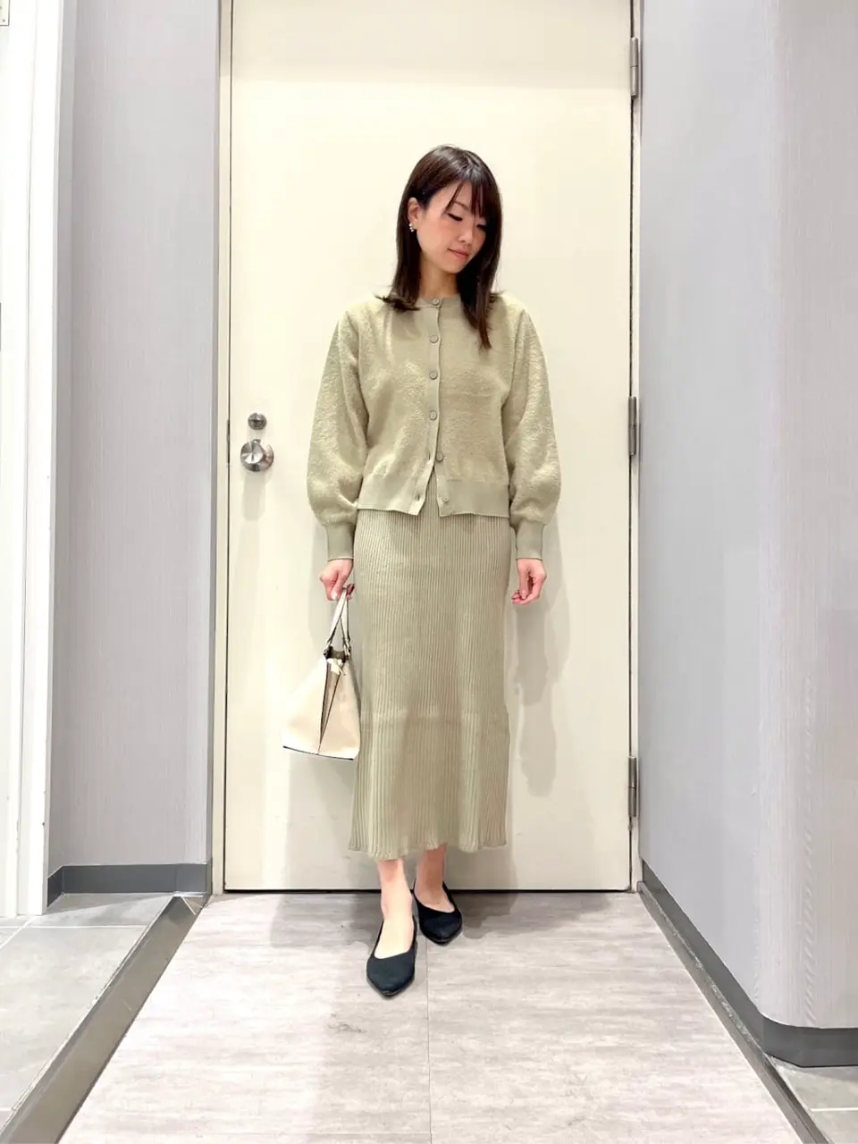 ANY 金井 コーディネート画像