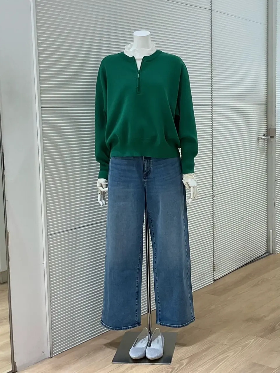 ANY こばやし コーディネート画像