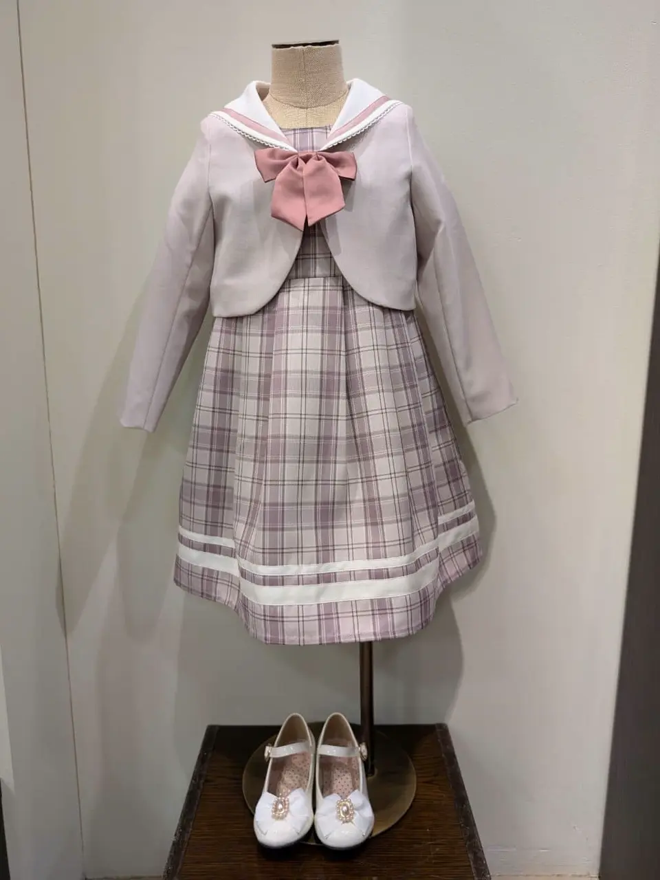 ANY 佐々木 コーディネート画像