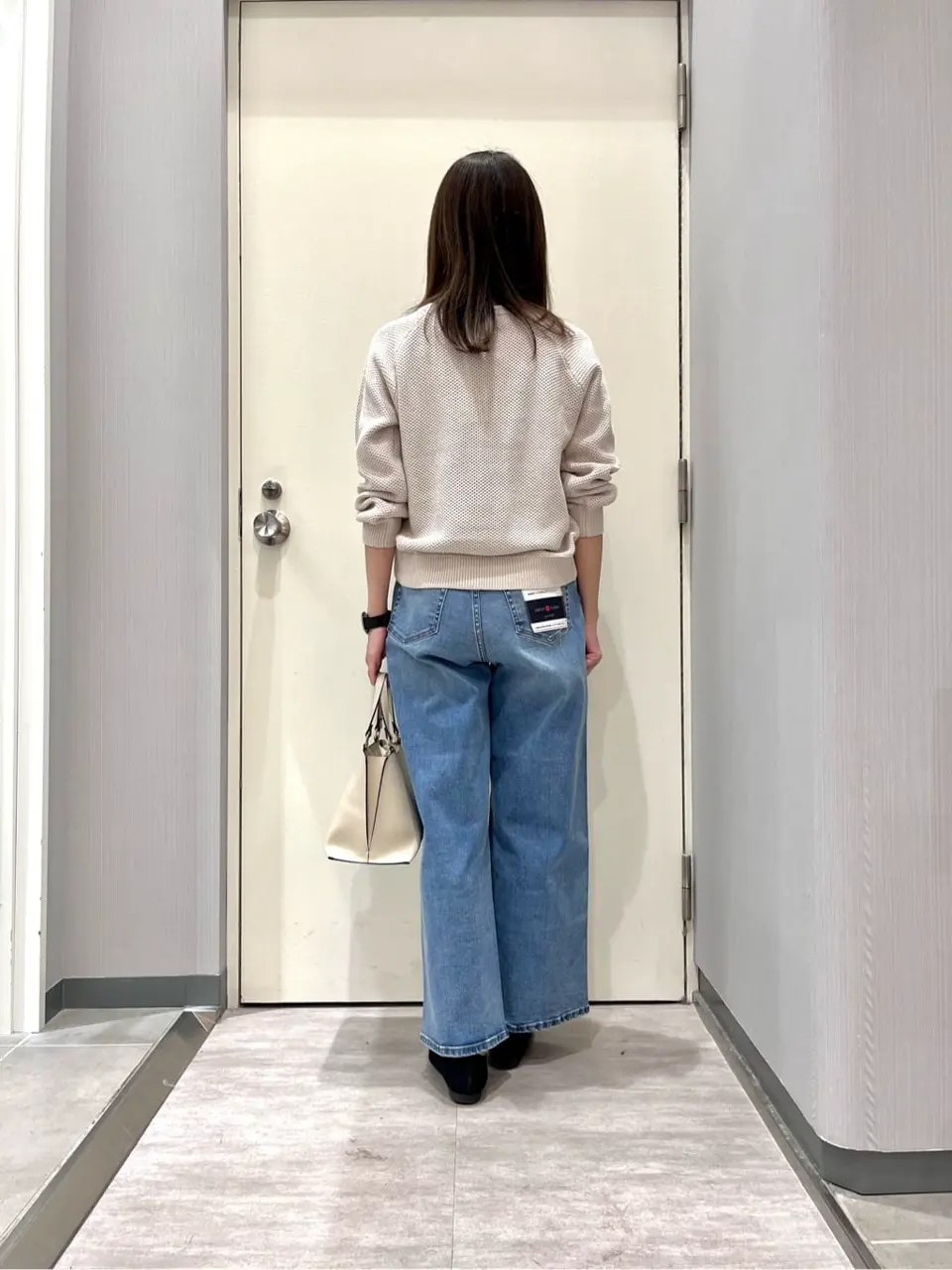 ANY 金井 コーディネート画像