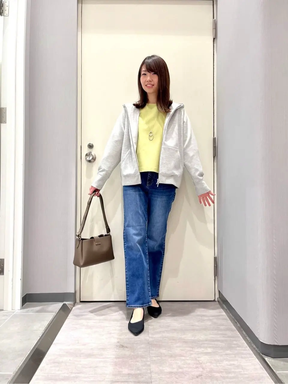 ANY 金井 コーディネート画像