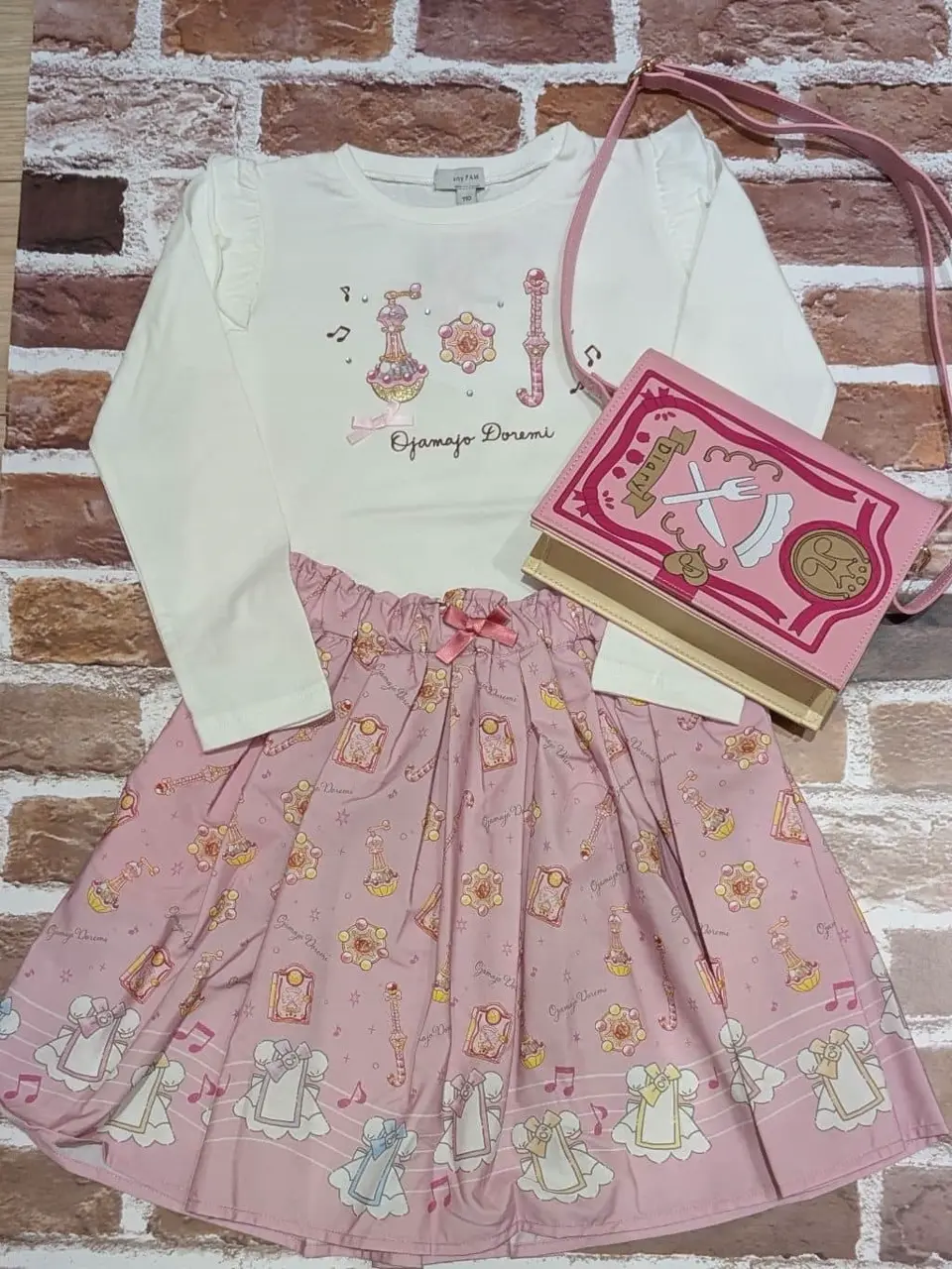 ANY 山口 コーディネート画像