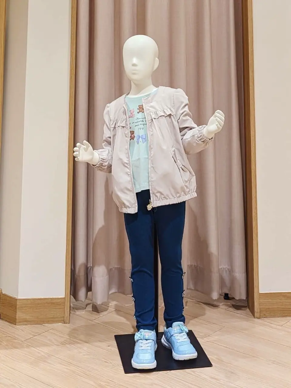 ANY 奥原 コーディネート画像