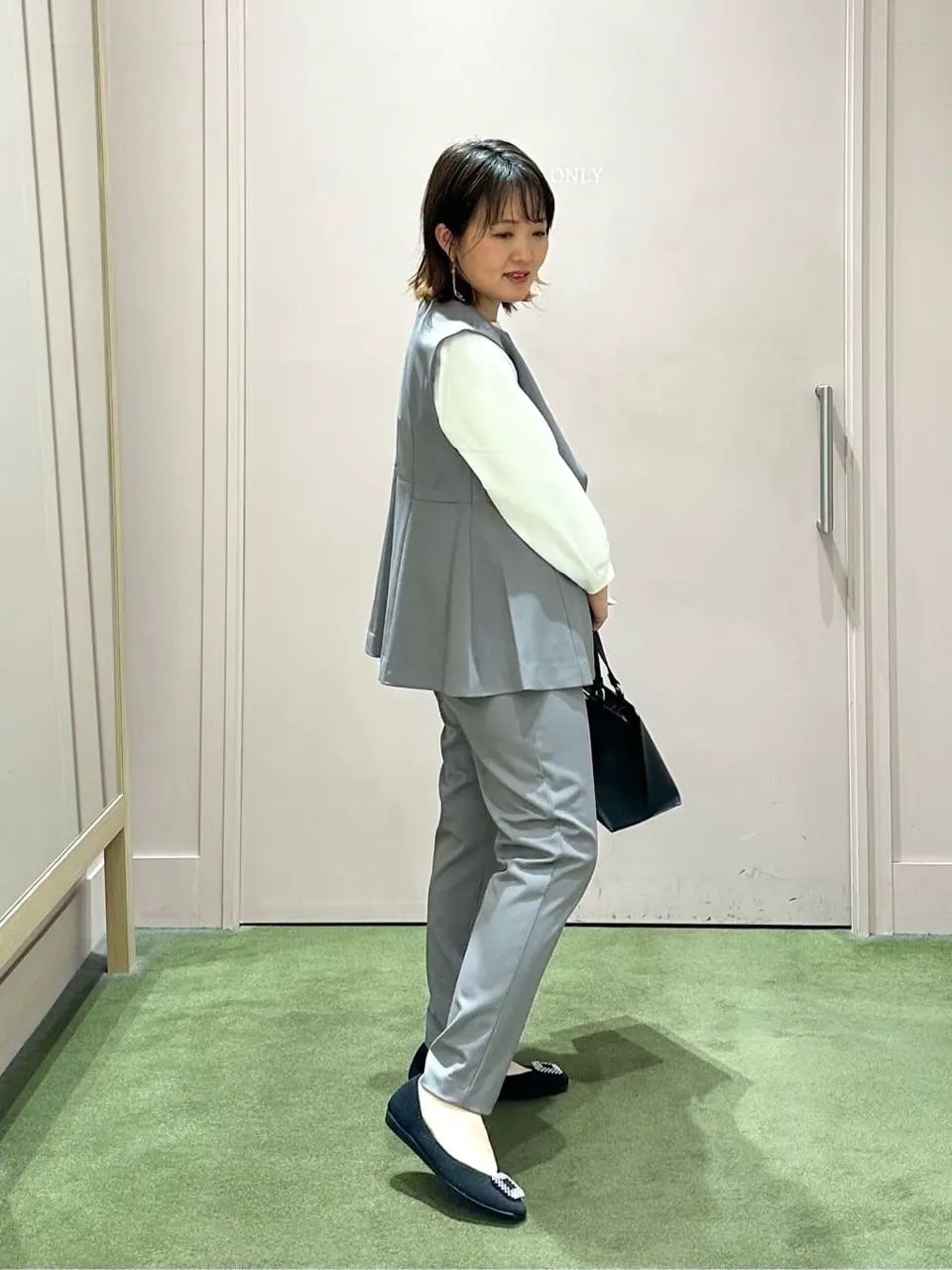 ANY フジコ コーディネート画像