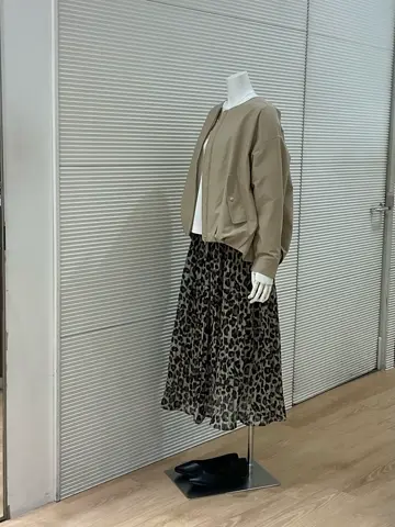 ANY こばやし コーディネート画像