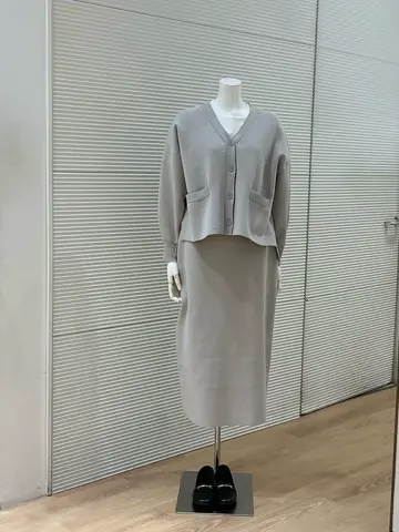 ANY こばやし コーディネート画像