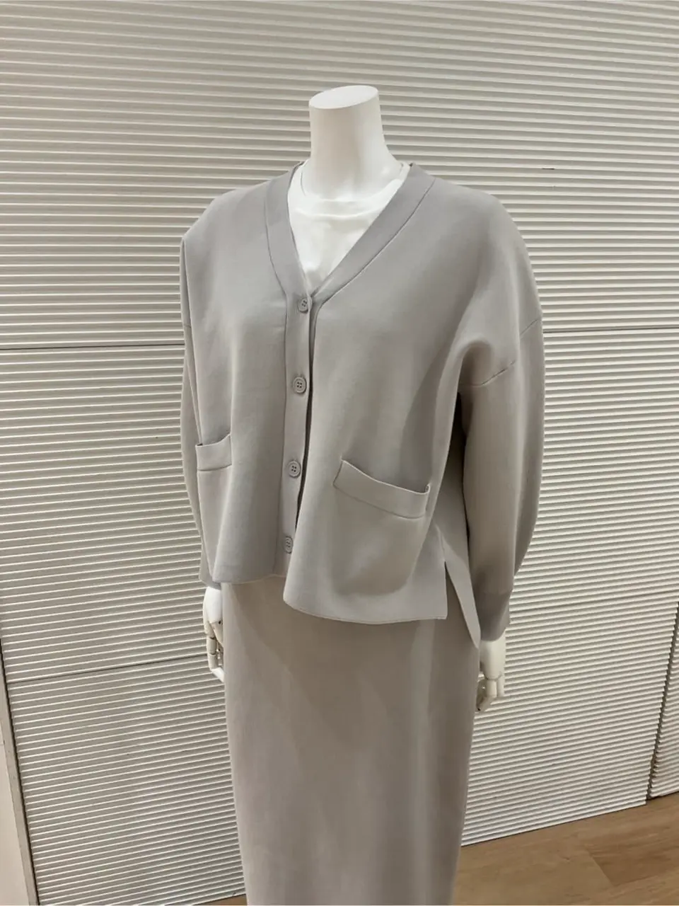 ANY こばやし コーディネート画像