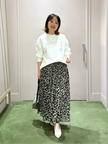 ANY フジコ コーディネート画像