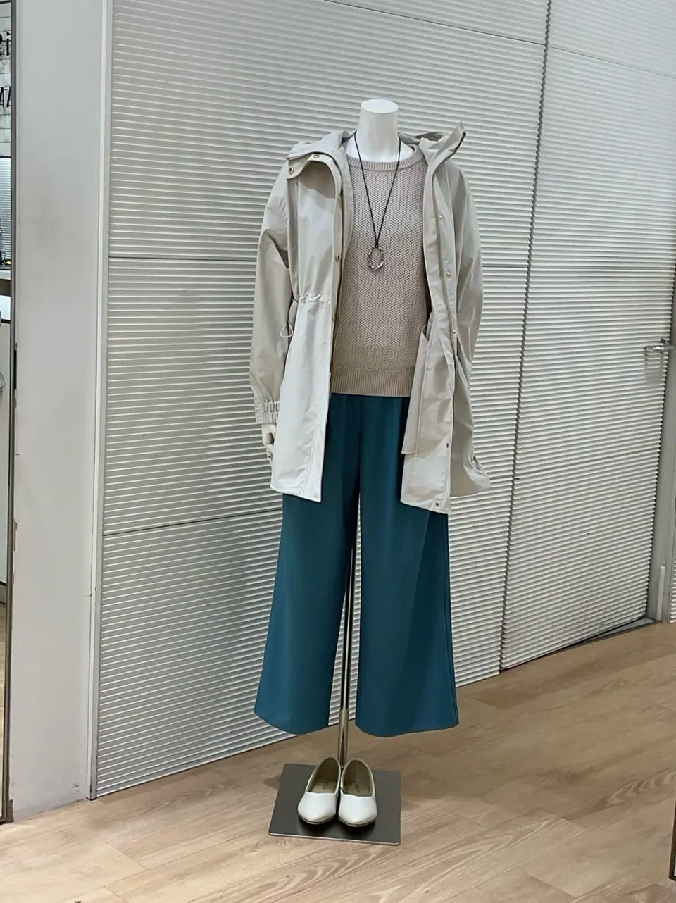 ANY こばやし コーディネート画像