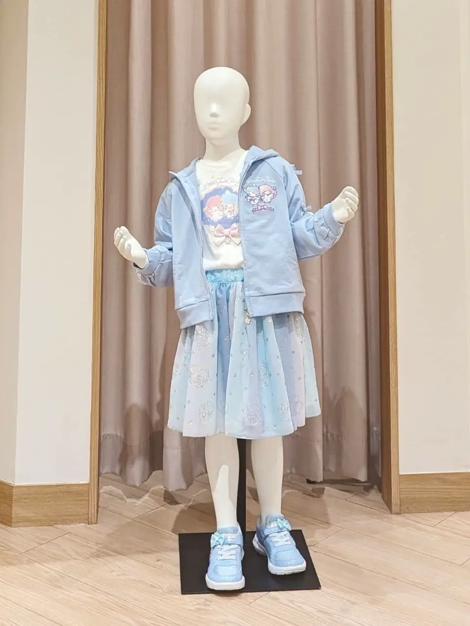 ANY 奥原 コーディネート画像