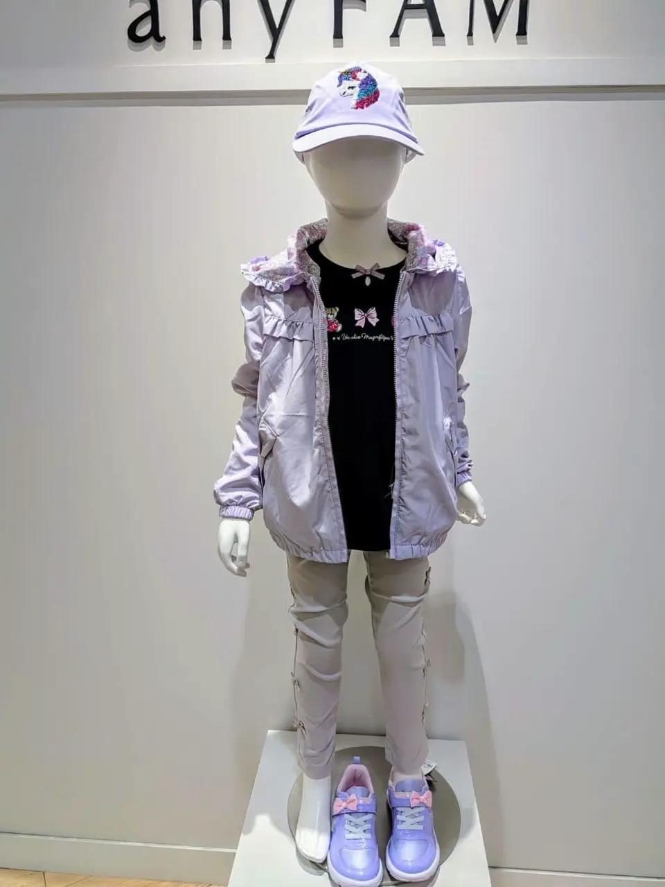 ANY 山口 コーディネート画像