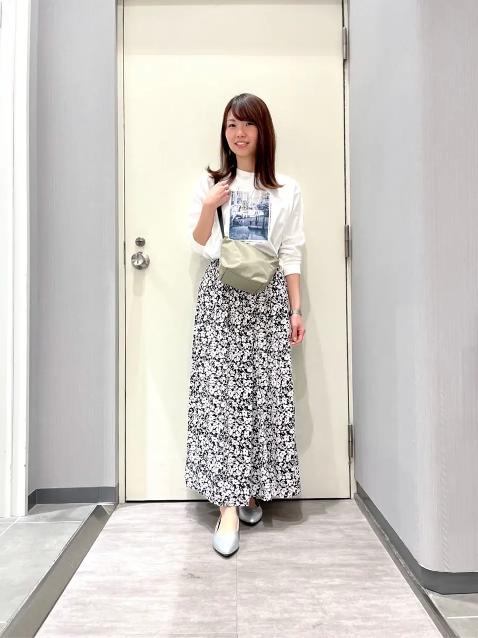 ANY 金井 コーディネート画像