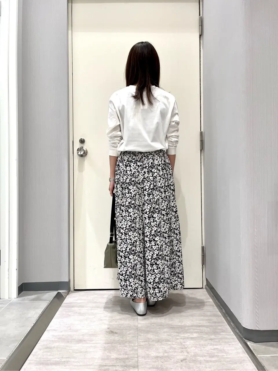 ANY 金井 コーディネート画像