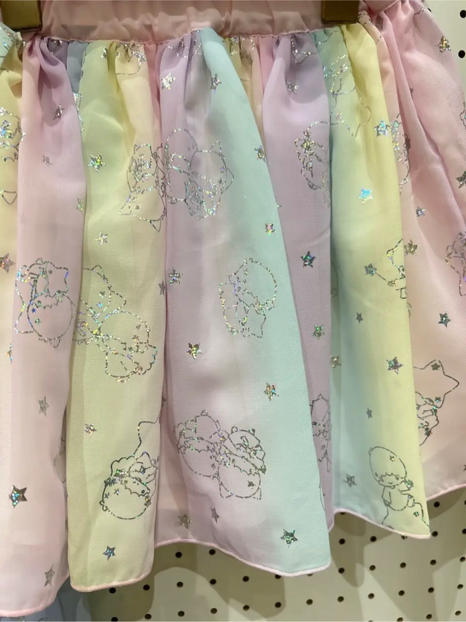 ANY 岡田 コーディネート画像