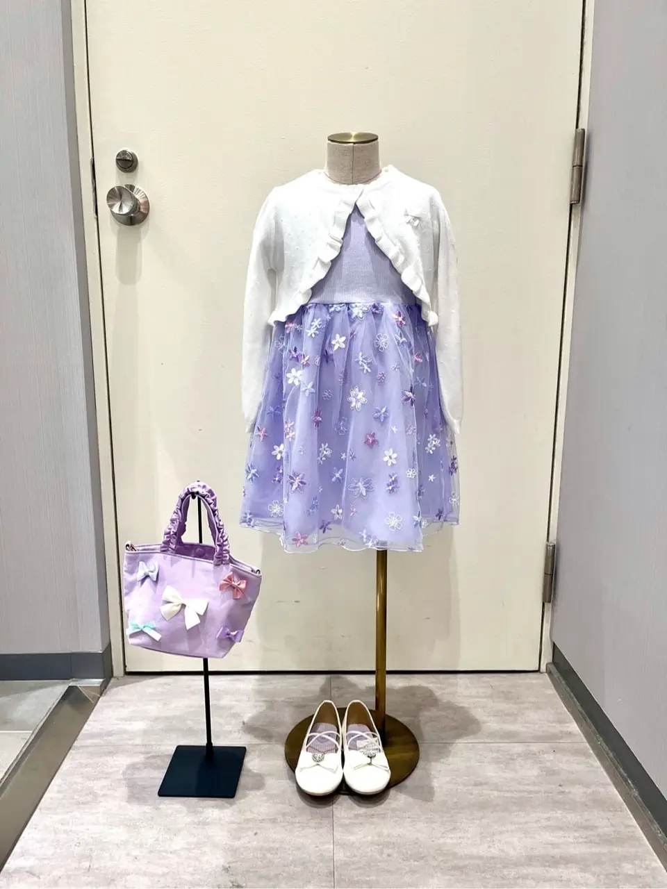 ANY 金井 コーディネート画像